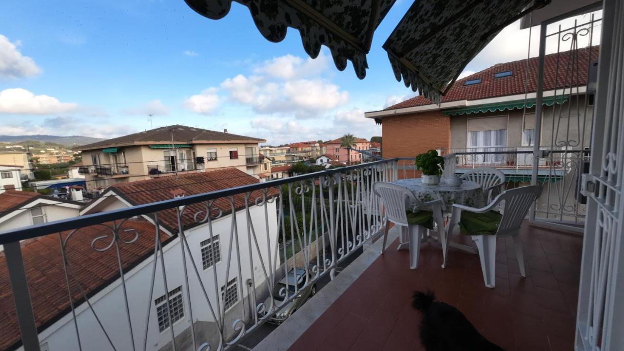La Casa Di Giugiu Lägenhet Diano Marina Exteriör bild